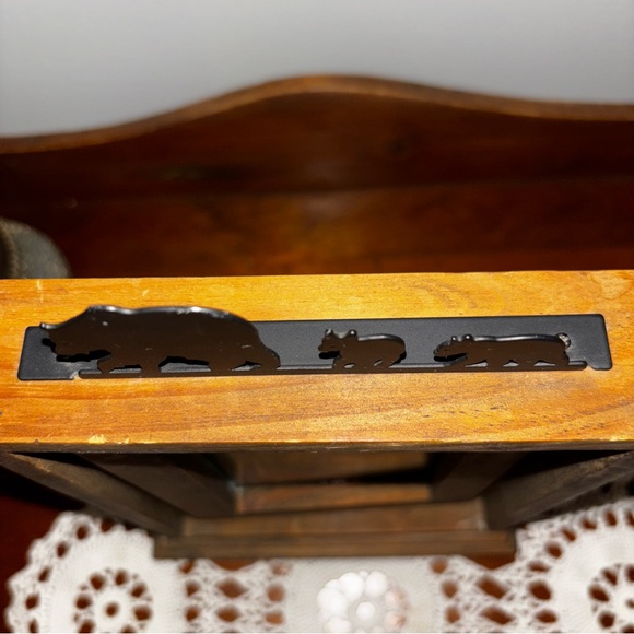 Vintage Swivel Photo Frame withh Iron Black Bears 3.5x5” Weathered Wood Rustic - Picture 7 of 10